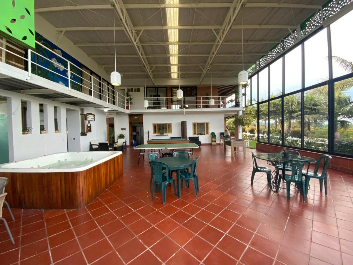 12 Palmas- Aeropuerto Jmc 3*