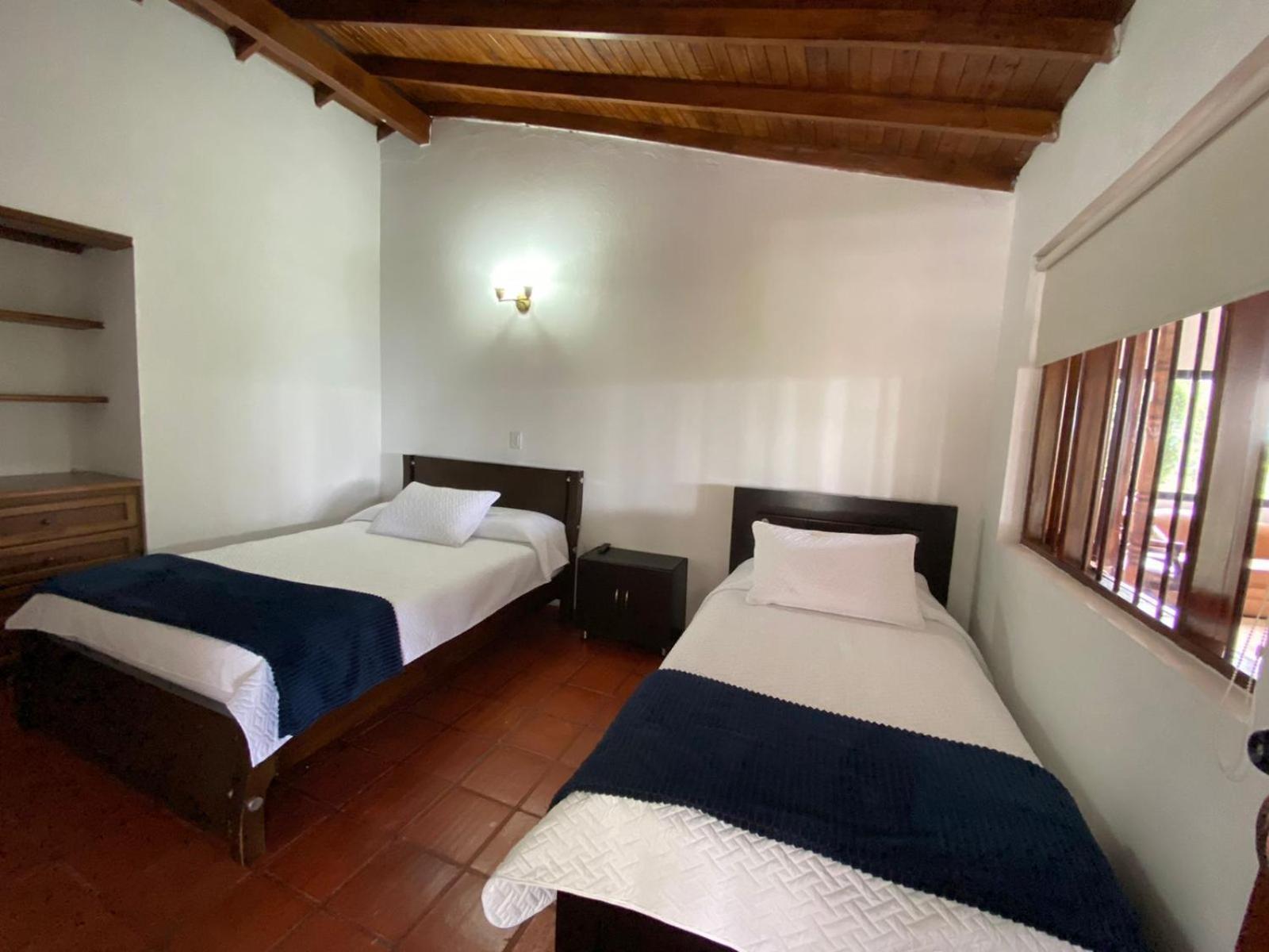 12 Palmas- Aeropuerto Jmc Bed and breakfast 3*